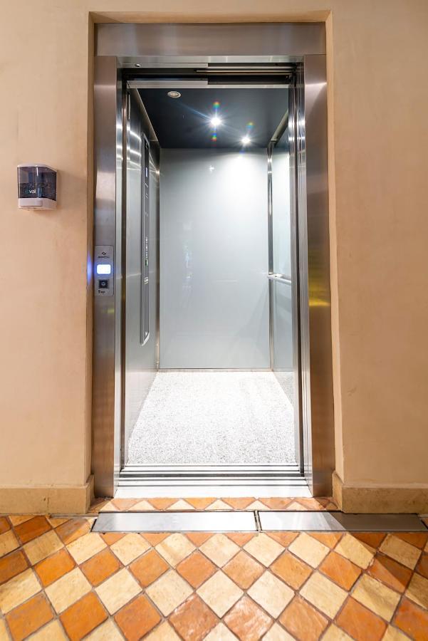 205 Perfect Location 3 Bedrooms Appartement